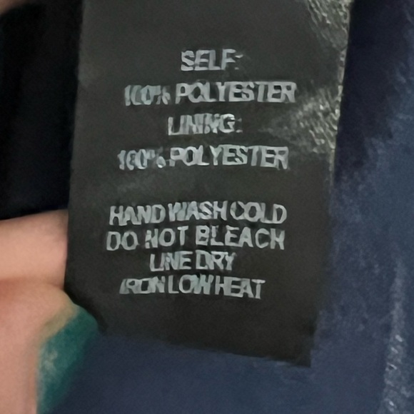 Lulu’s Floriana Navy Blue Floral Shift Dress - size Small - Picture 13 of 14